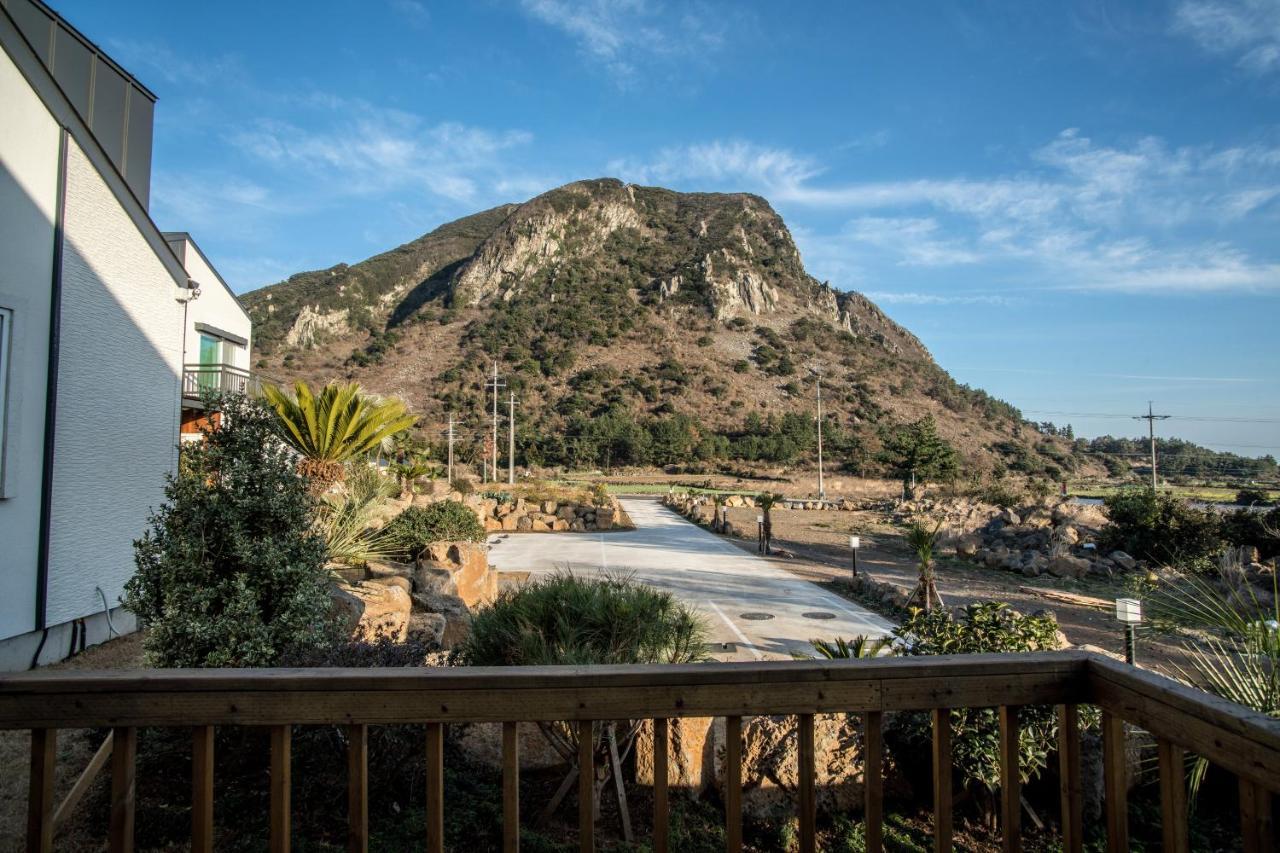 Jeju 542 Pension Σεογκουίπο Εξωτερικό φωτογραφία