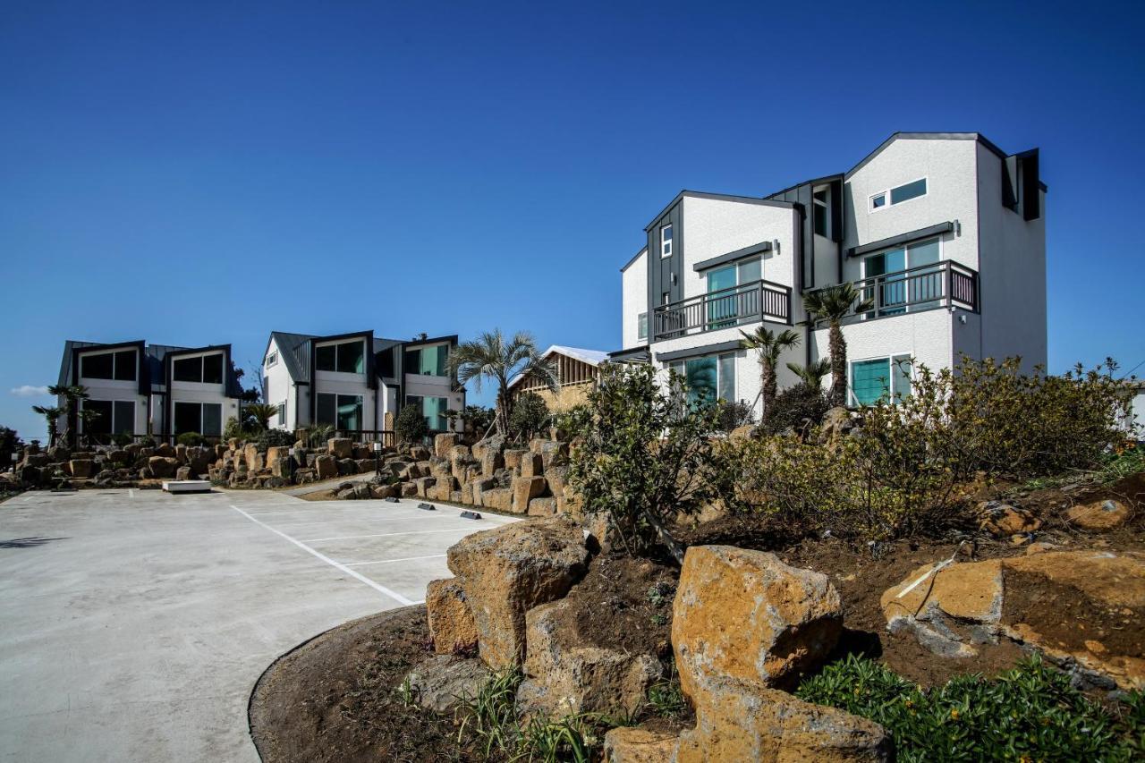 Jeju 542 Pension Σεογκουίπο Εξωτερικό φωτογραφία
